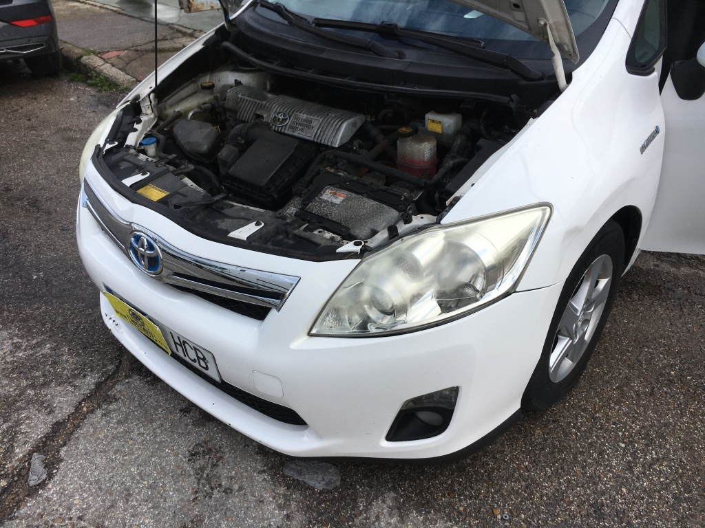 TOYOTA AURIS 1.8 HIBRIDO 136CV AUT