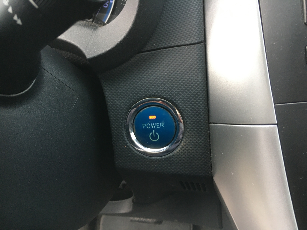 TOYOTA AURIS 1.8 HIBRIDO 136CV AUT