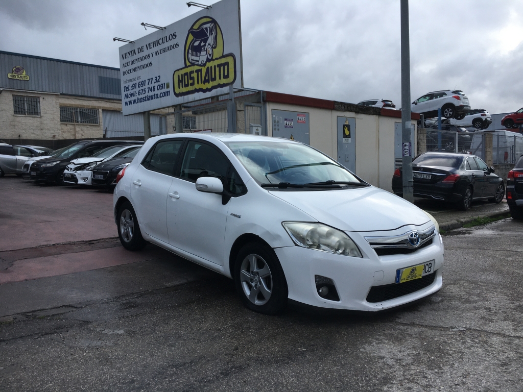 TOYOTA AURIS 1.8 HIBRIDO 136CV AUT