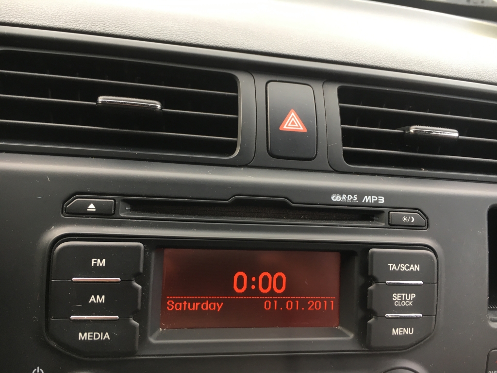 KIA RIO 1.1 CRDI 75CV