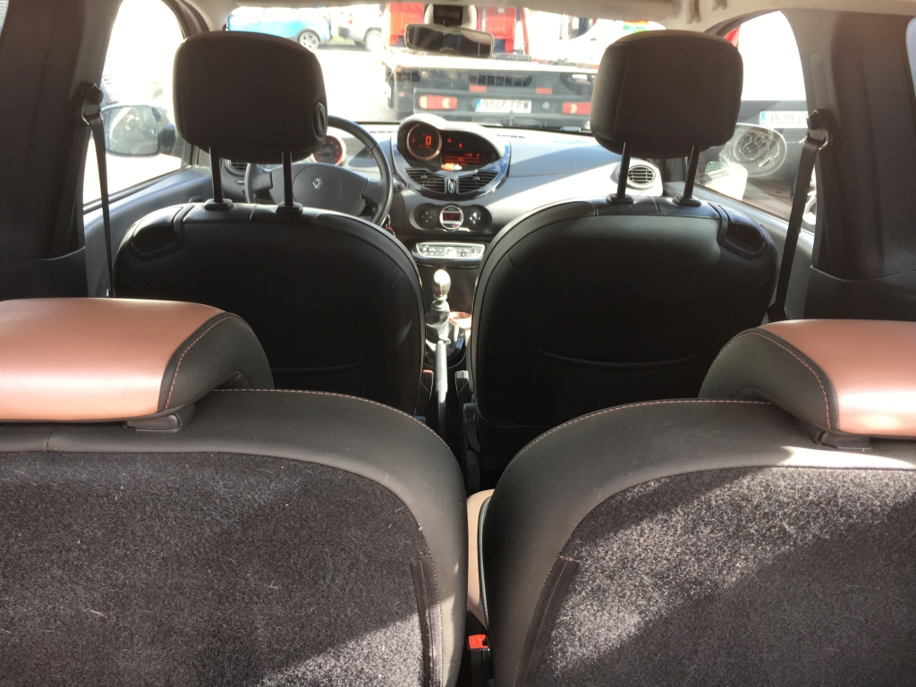 RENAULT TWINGO 1.2 INY 75CV