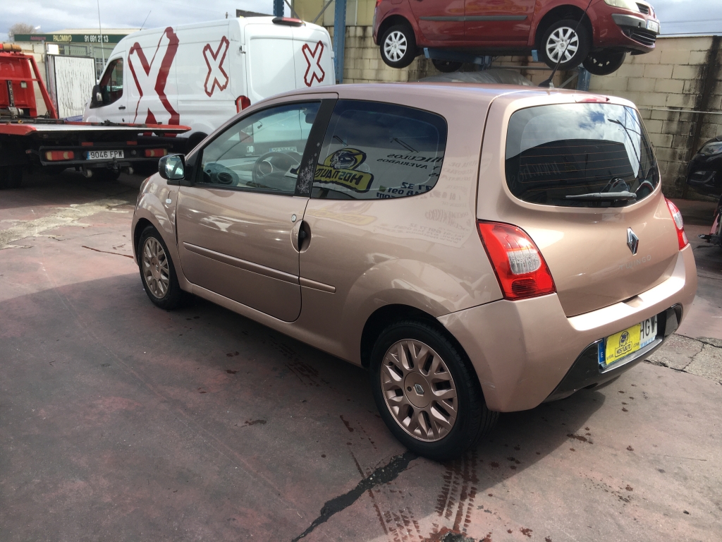 RENAULT TWINGO 1.2 INY 75CV