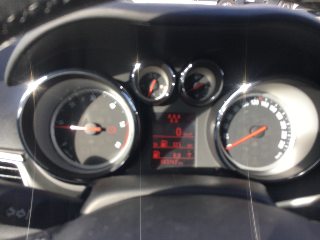 VEHICULO CON LEVES DAÑOS DE USO,ARRANCA Y ANDA,AIRBAGS OK,EQUIPO MULTI MEDIA CON ANVEGACION Y CAMARA TRASERA,CLIMA,VOLANTE MULTI FUNCION,TEMPOMAT,7 PLAZAS.