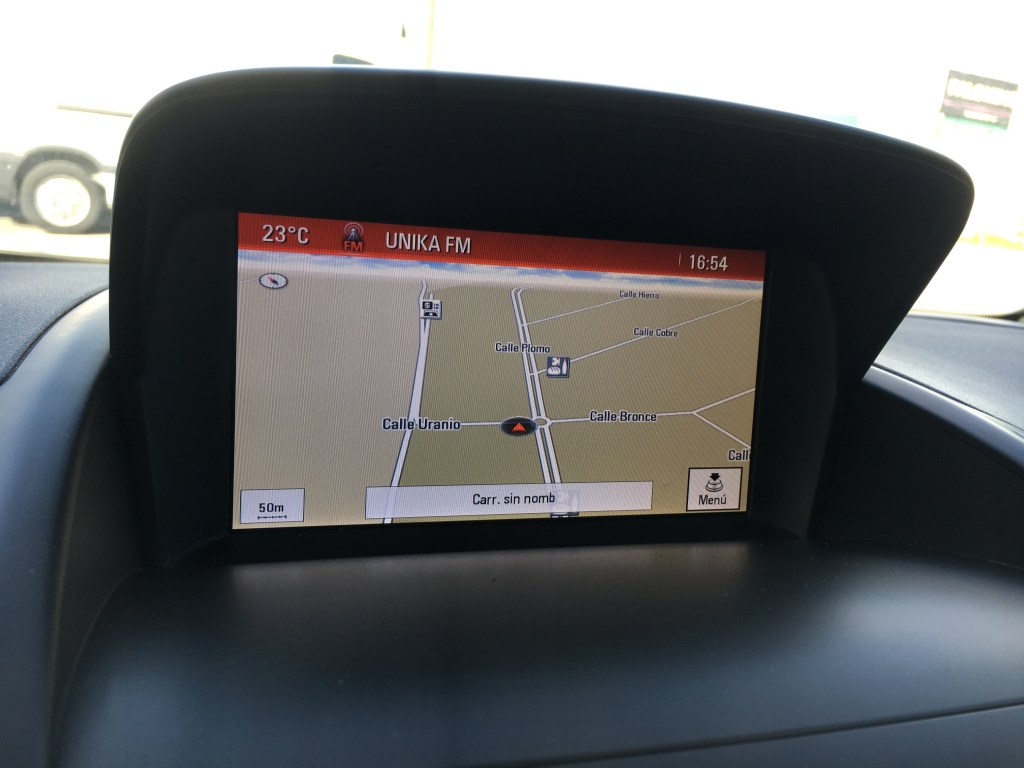 VEHICULO CON LEVES DAÑOS DE USO,ARRANCA Y ANDA,AIRBAGS OK,EQUIPO MULTI MEDIA CON ANVEGACION Y CAMARA TRASERA,CLIMA,VOLANTE MULTI FUNCION,TEMPOMAT,7 PLAZAS.