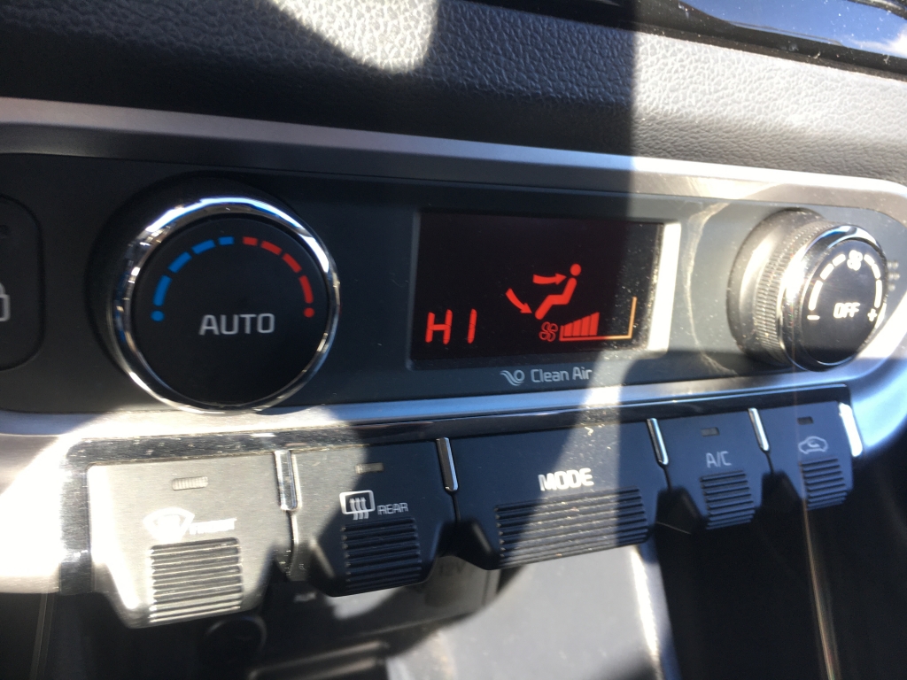 KIA RIO 1.2 INY 84CV