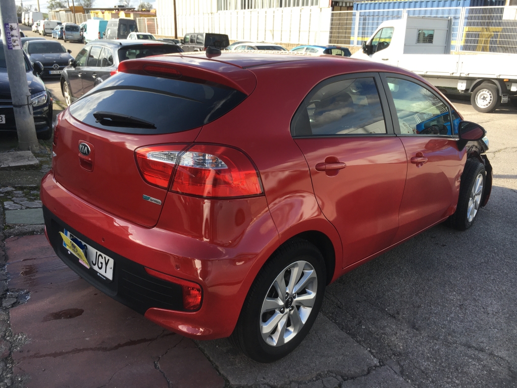 KIA RIO 1.2 INY 84CV