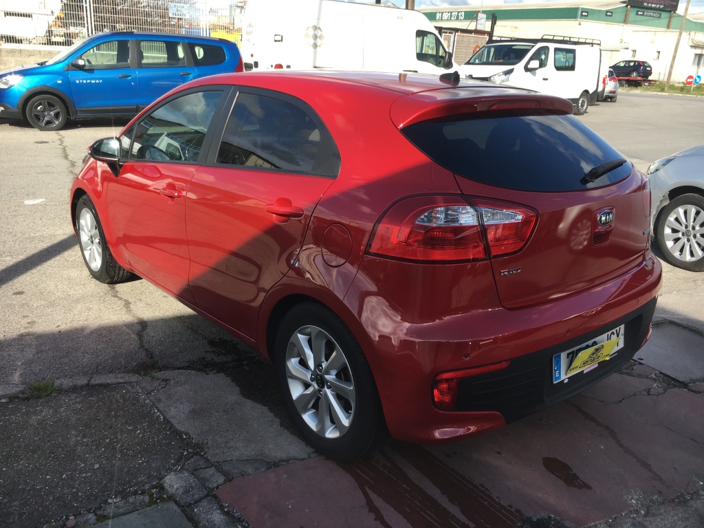 KIA RIO 1.2 INY 84CV