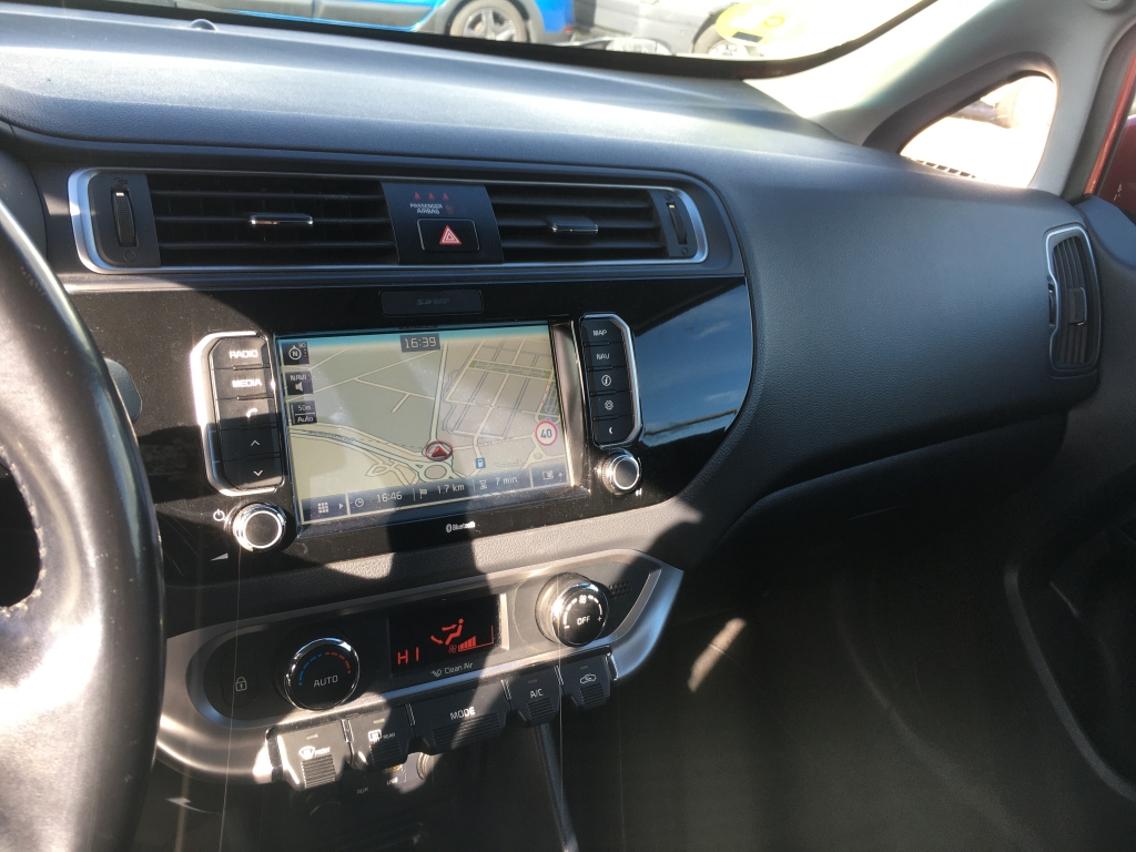 KIA RIO 1.2 INY 84CV