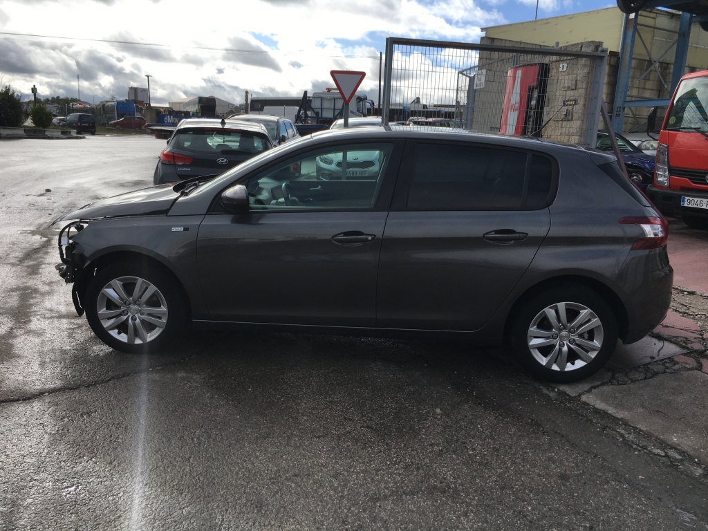 PEUGEOT 308 1.2 INY 130CV