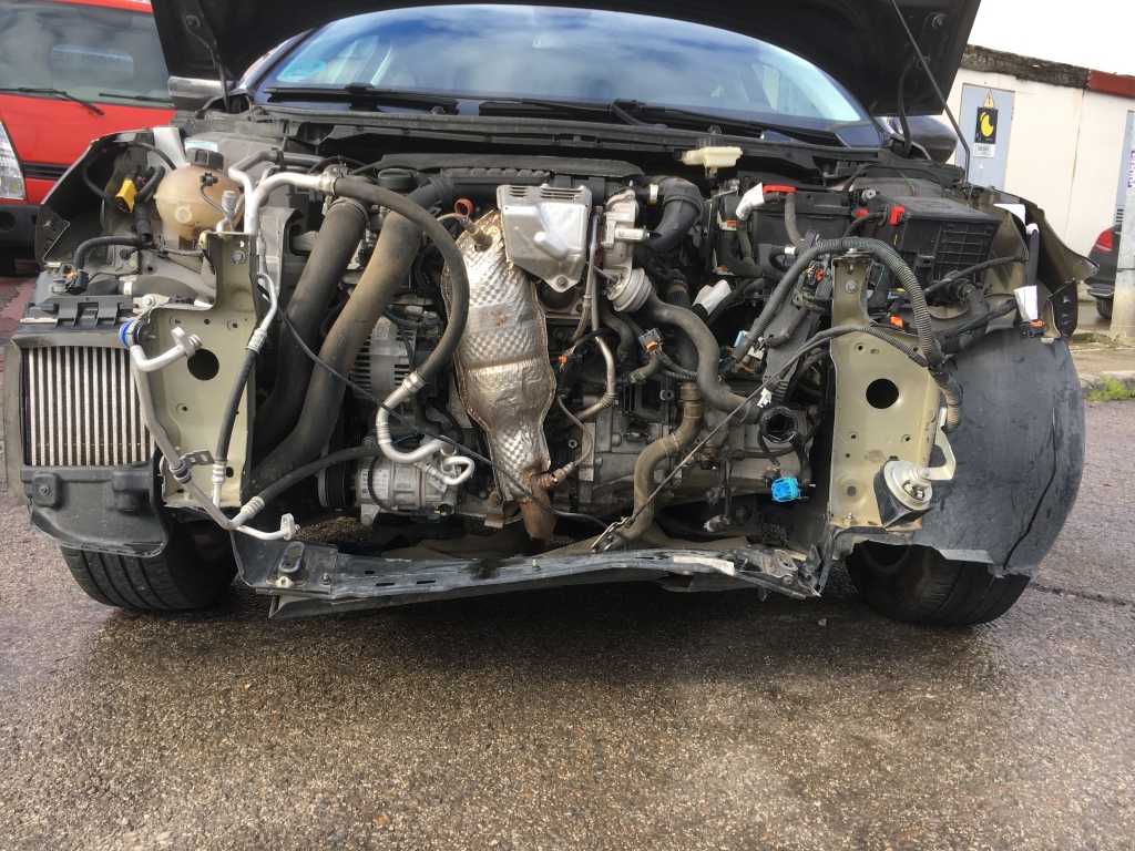 PEUGEOT 308 1.2 INY 130CV