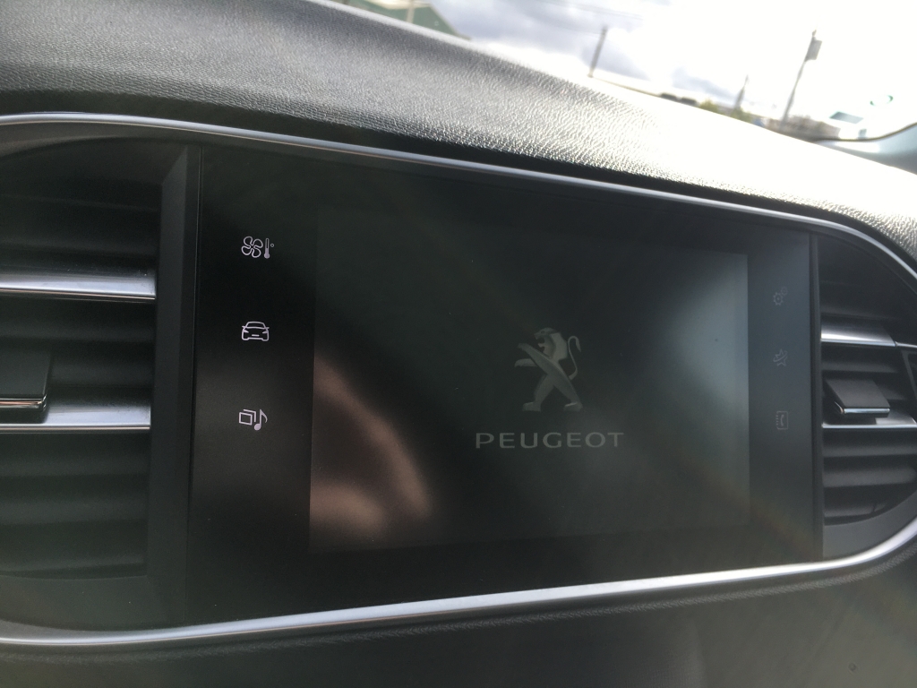 PEUGEOT 308 1.2 INY 130CV