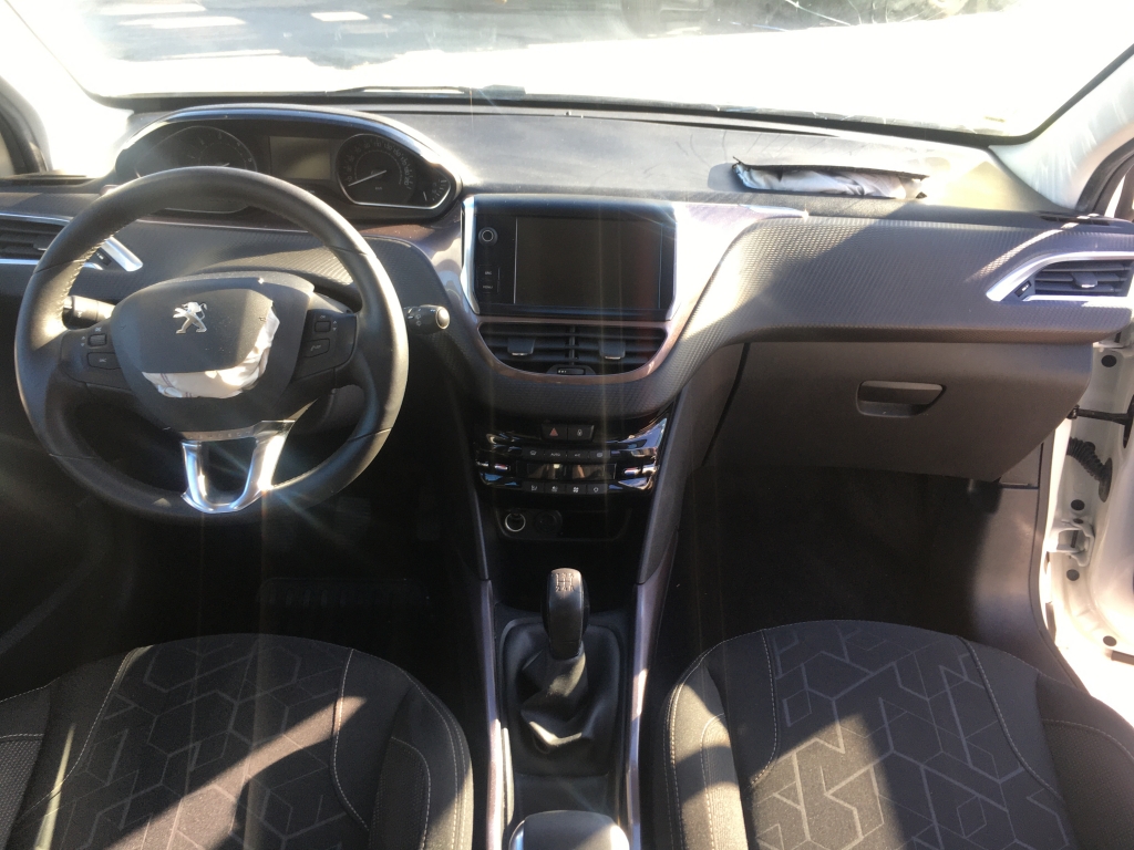 PEUGEOT 2008 1.6 HDI 92CV