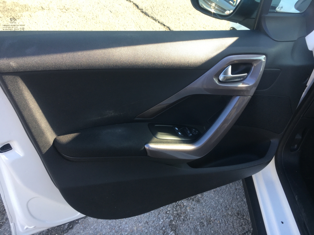 PEUGEOT 2008 1.6 HDI 92CV