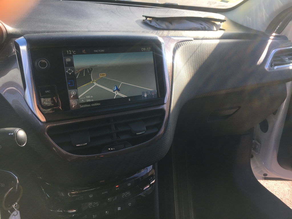 PEUGEOT 2008 1.6 HDI 92CV