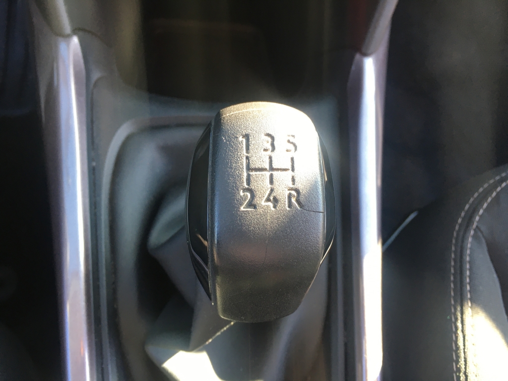 PEUGEOT 2008 1.6 HDI 92CV