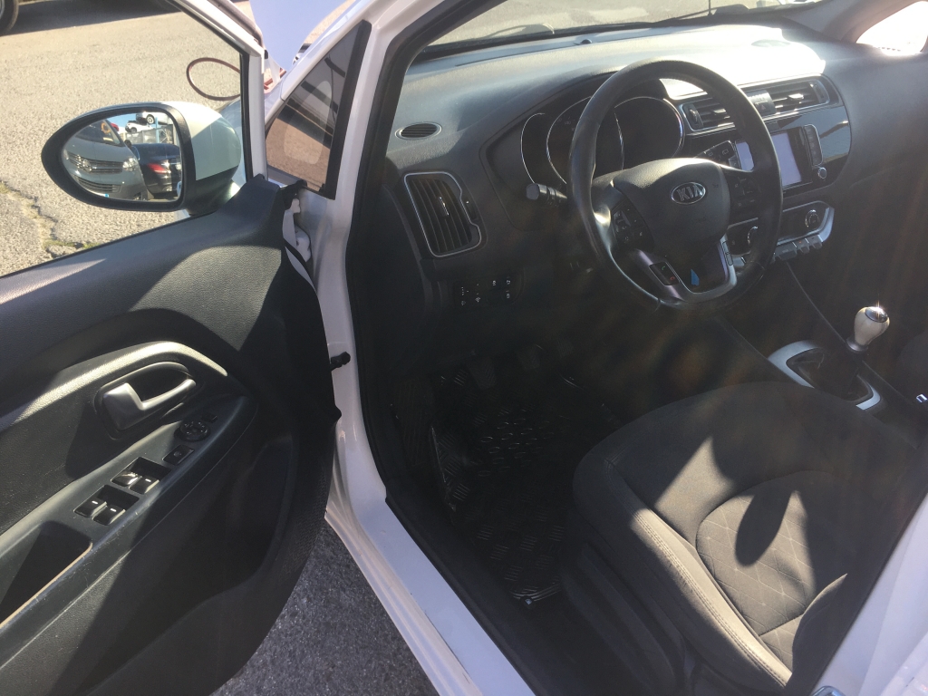 KIA RIO 1.2 CVVT 84CV