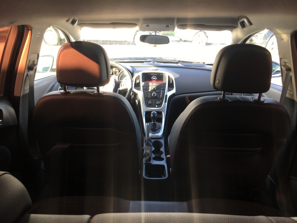 OPEL ASTRA 1.6 TDCI 110CV OPEL ASTRA 1.6 TDCI 110CV