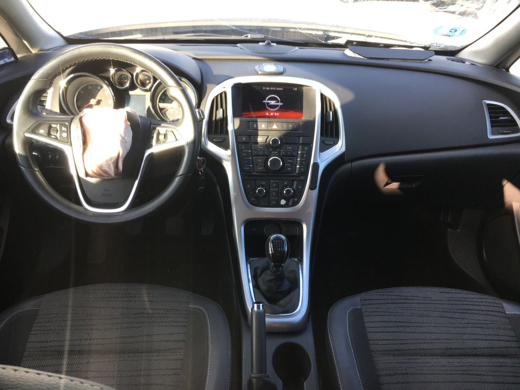 OPEL ASTRA 1.6 TDCI 110CV OPEL ASTRA 1.6 TDCI 110CV