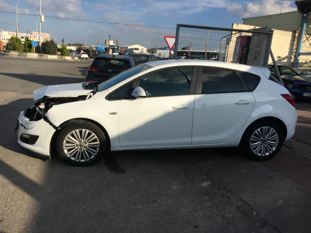 OPEL ASTRA 1.6 TDCI 110CV OPEL ASTRA 1.6 TDCI 110CV