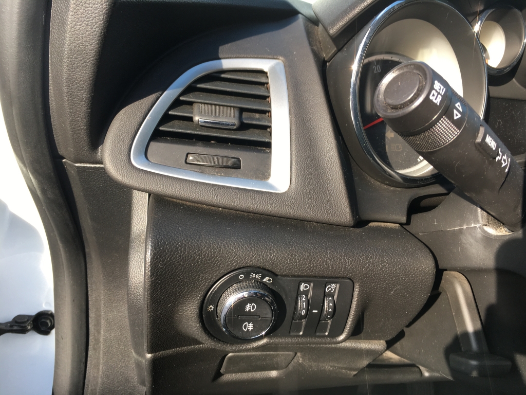 OPEL ASTRA 1.6 TDCI 110CV OPEL ASTRA 1.6 TDCI 110CV