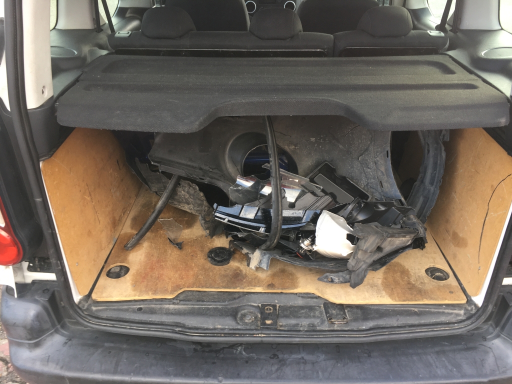 CITROEN BERLINGO 1.6 HDI 75CV CITROEN BERLINGO 1.6 HDI 75CV