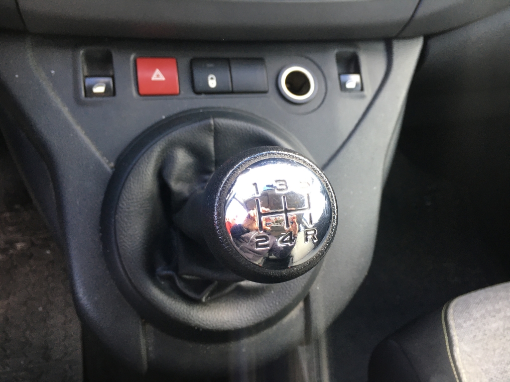 CITROEN BERLINGO 1.6 HDI 75CV CITROEN BERLINGO 1.6 HDI 75CV