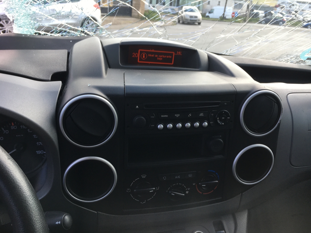 CITROEN BERLINGO 1.6 HDI 75CV CITROEN BERLINGO 1.6 HDI 75CV