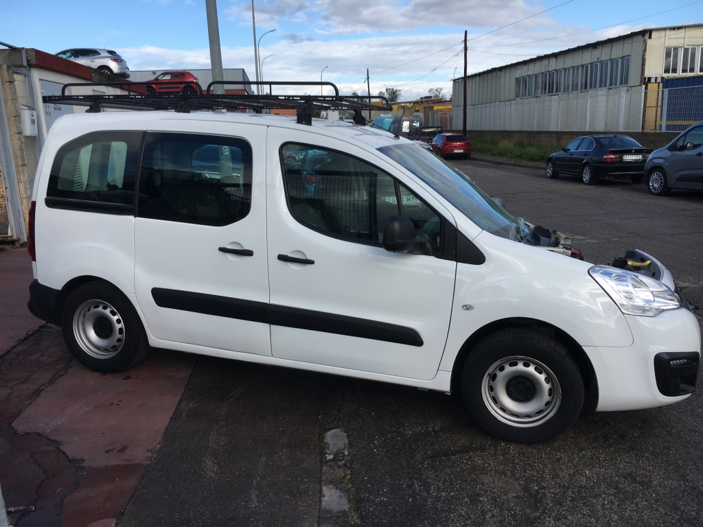 CITROEN BERLINGO 1.6 HDI 75CV CITROEN BERLINGO 1.6 HDI 75CV