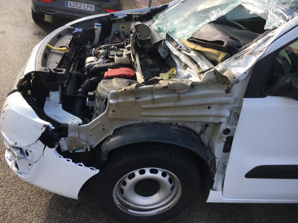 CITROEN BERLINGO 1.6 HDI 75CV CITROEN BERLINGO 1.6 HDI 75CV