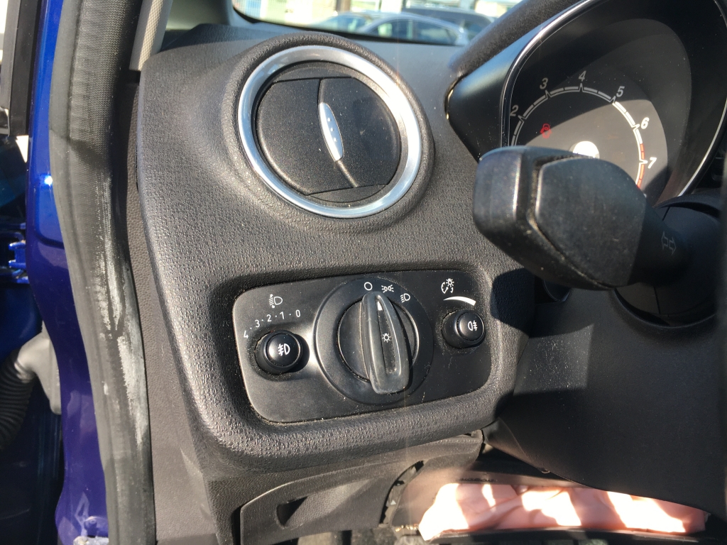 FORD FIESTA 1.2 INY 81CV