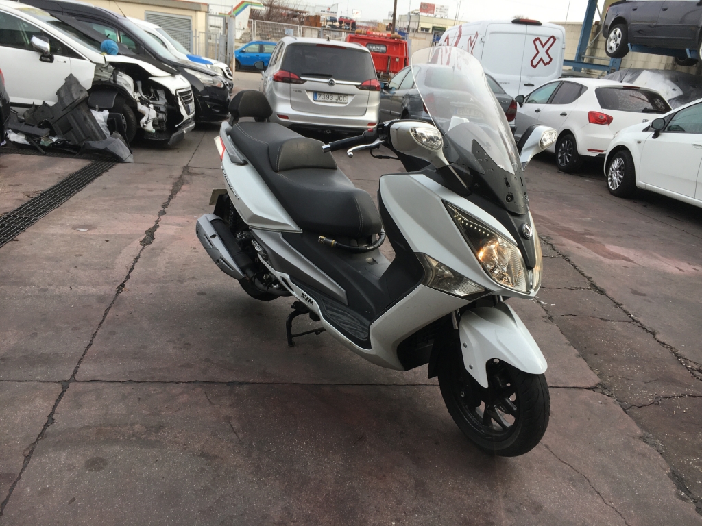 S.Y.M JOYMAX 125 GTS S.Y.M JOYMAX 125 GTS