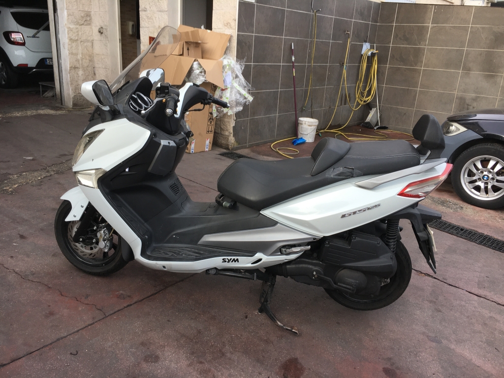 S.Y.M JOYMAX 125 GTS S.Y.M JOYMAX 125 GTS