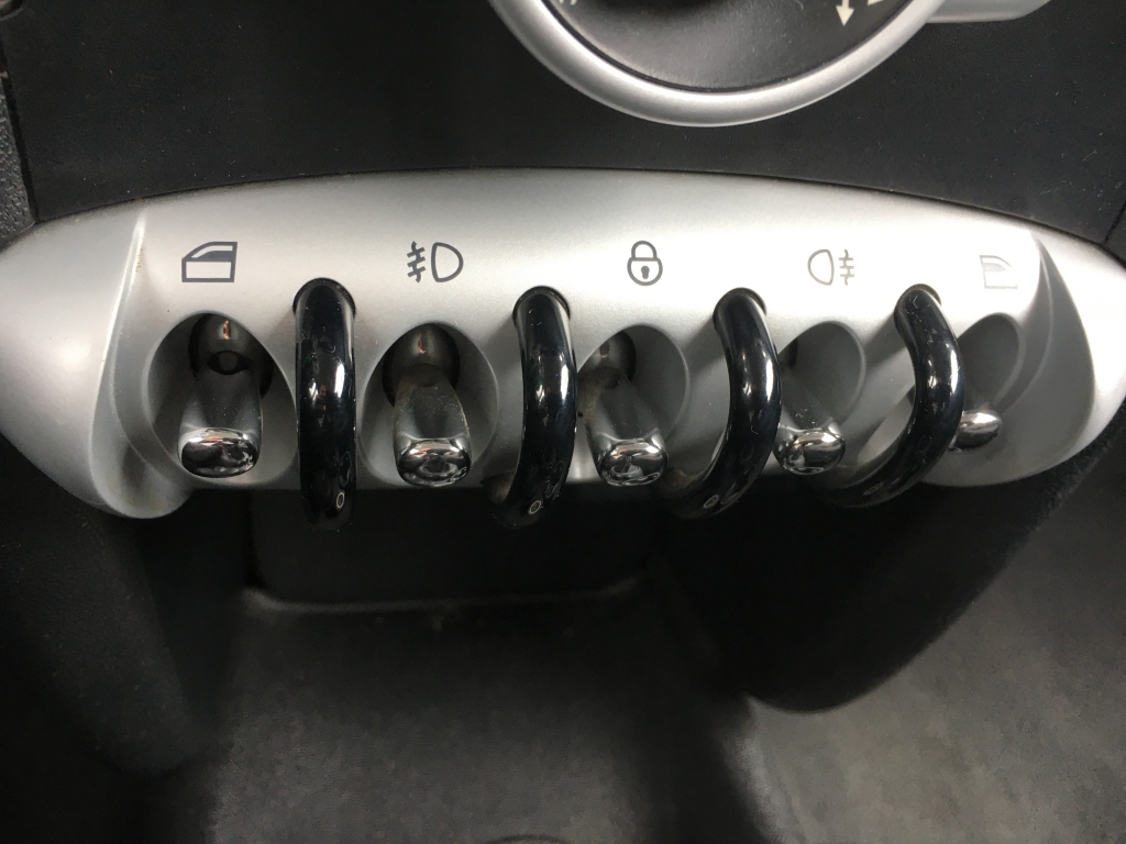 MINI ONE 1.4 INY 95CV