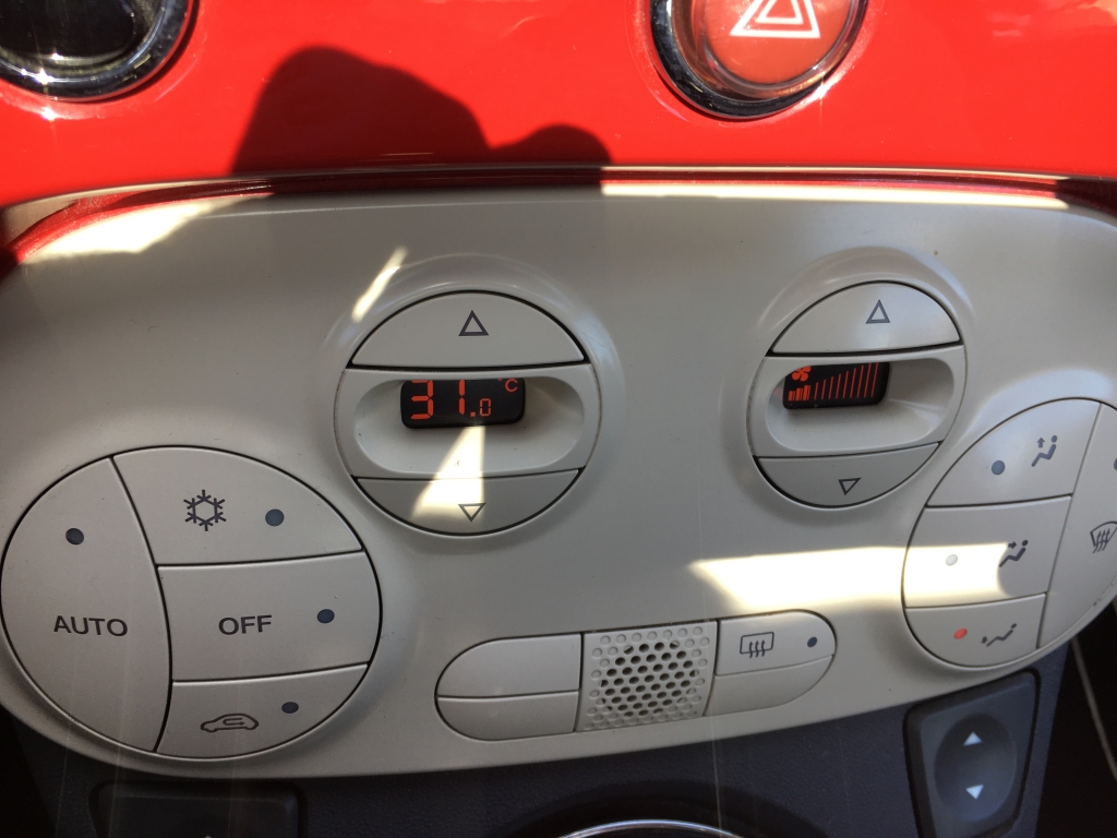 FIAT 500 1.3 INY 60 CV AUT FIAT 500 1.3 INY 60 CV AUT