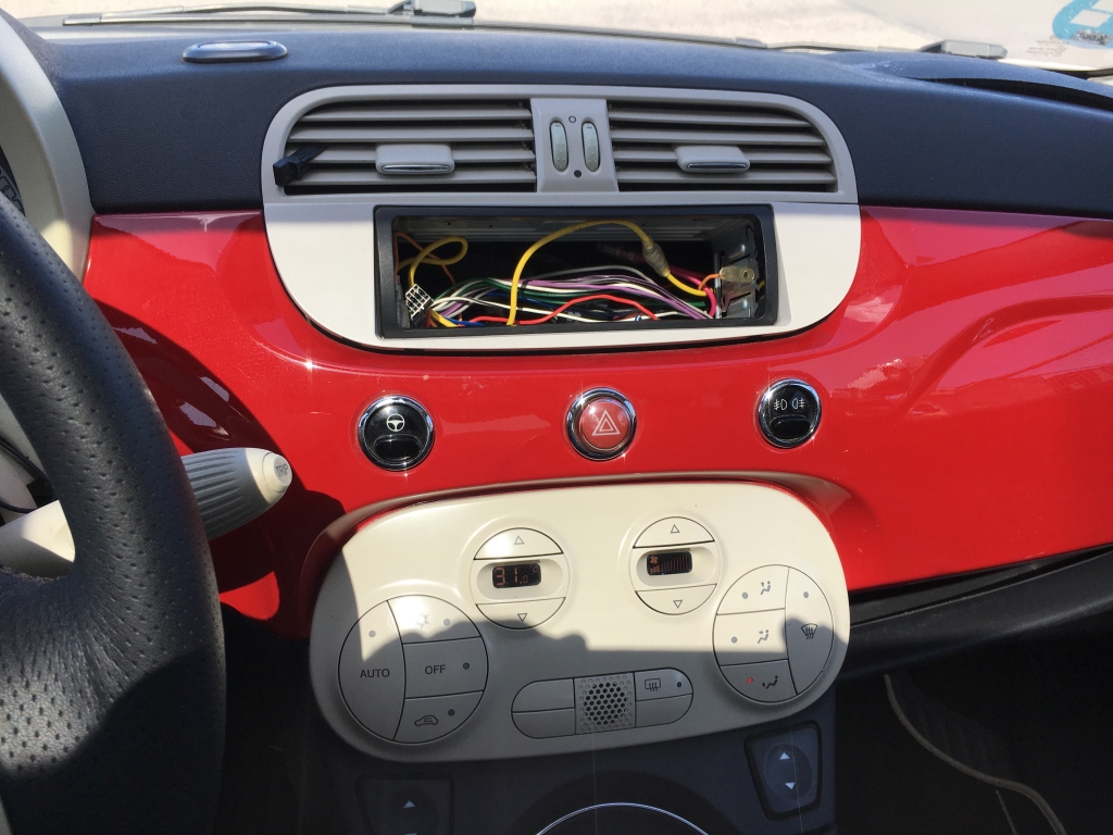 FIAT 500 1.3 INY 60 CV AUT FIAT 500 1.3 INY 60 CV AUT