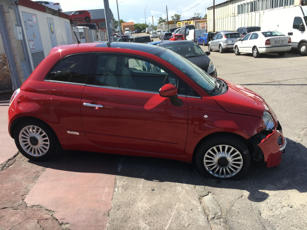 FIAT 500 1.3 INY 60 CV AUT FIAT 500 1.3 INY 60 CV AUT
