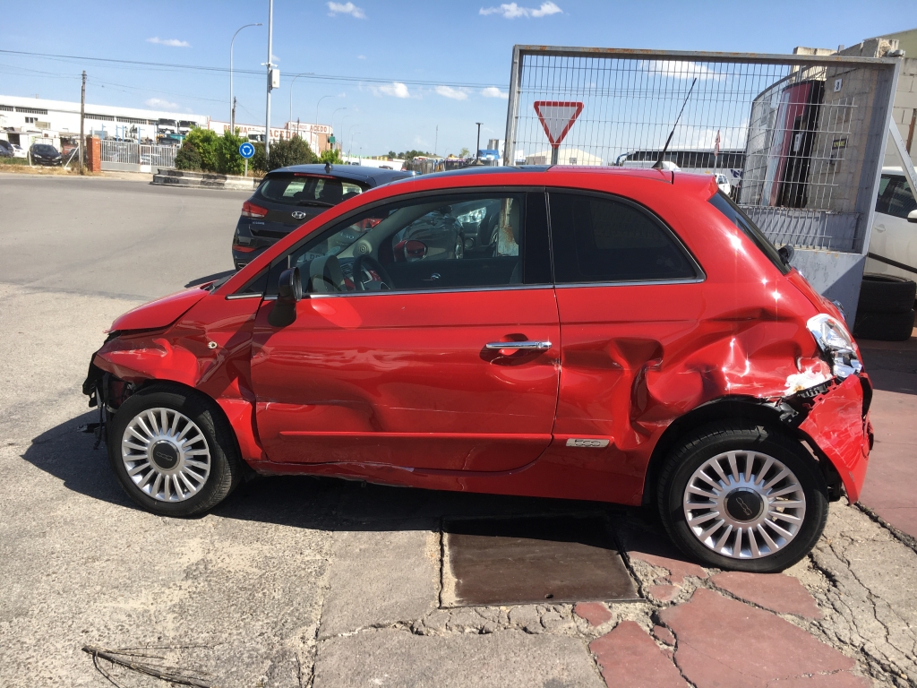 FIAT 500 1.3 INY 60 CV AUT FIAT 500 1.3 INY 60 CV AUT