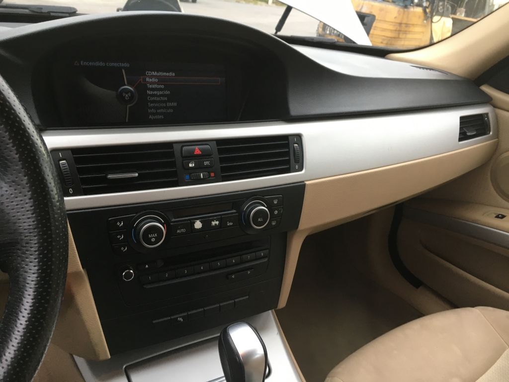 BMW 320 D TOURING 2.0 177CV AUT BMW 320 D TOURING 2.0 177CV AUT