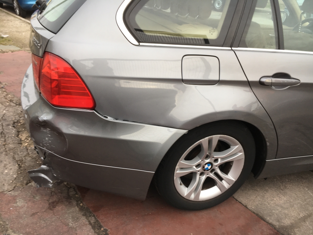 BMW 320 D TOURING 2.0 177CV AUT BMW 320 D TOURING 2.0 177CV AUT