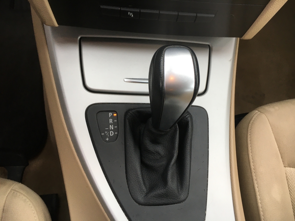 BMW 320 D TOURING 2.0 177CV AUT BMW 320 D TOURING 2.0 177CV AUT