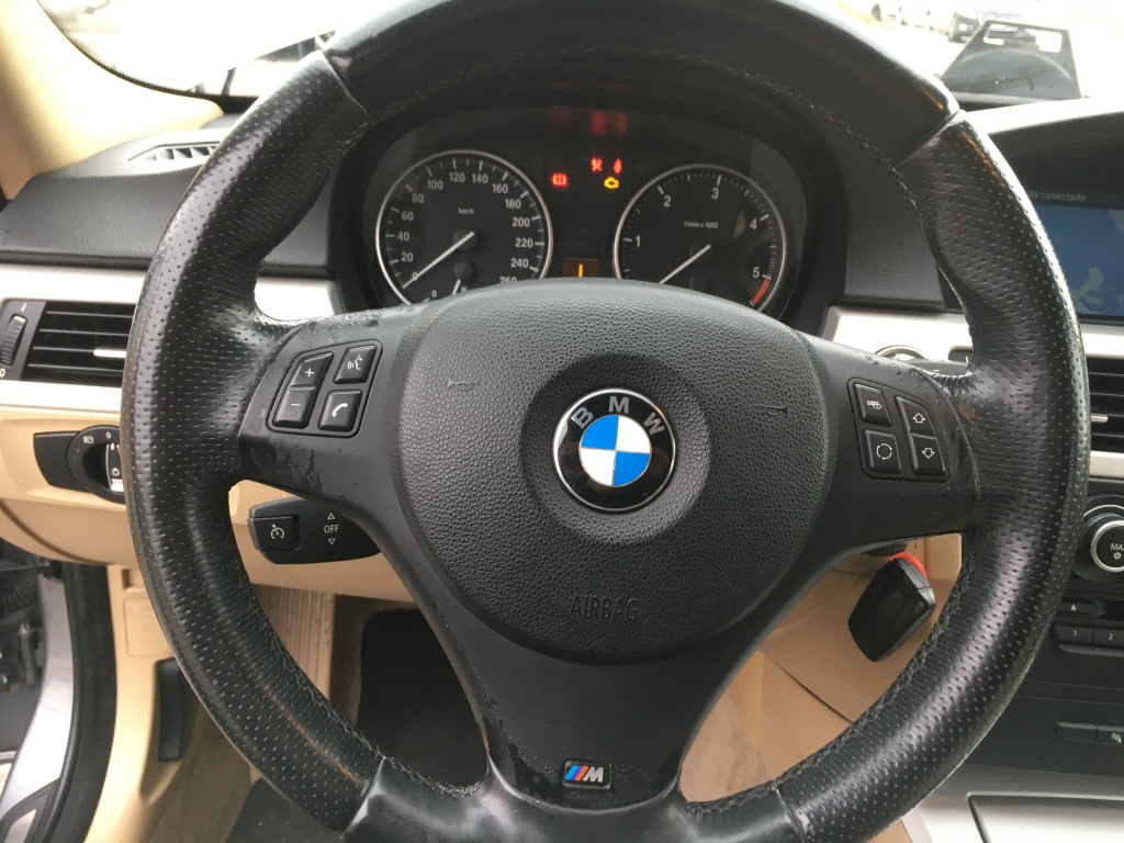 BMW 320 D TOURING 2.0 177CV AUT BMW 320 D TOURING 2.0 177CV AUT