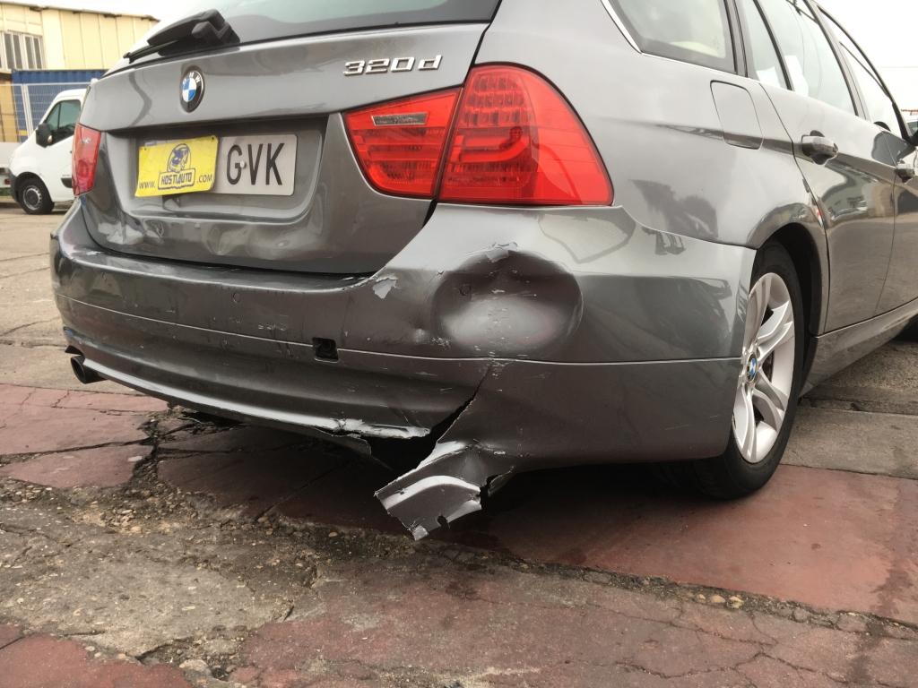 BMW 320 D TOURING 2.0 177CV AUT BMW 320 D TOURING 2.0 177CV AUT