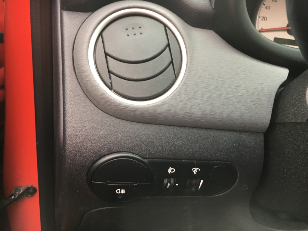 HYUNDAI I-10 1.2 INY 78CV