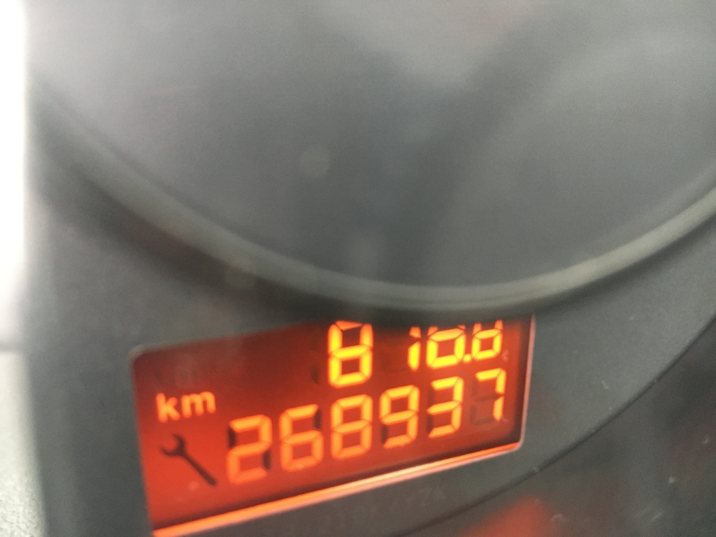 PEUGEOT 5008 1.6 HDI 110CV 7 AUT 7 PLAZAS PEUGEOT 5008 1.6 HDI 110CV 7 AUT 7 PLAZAS