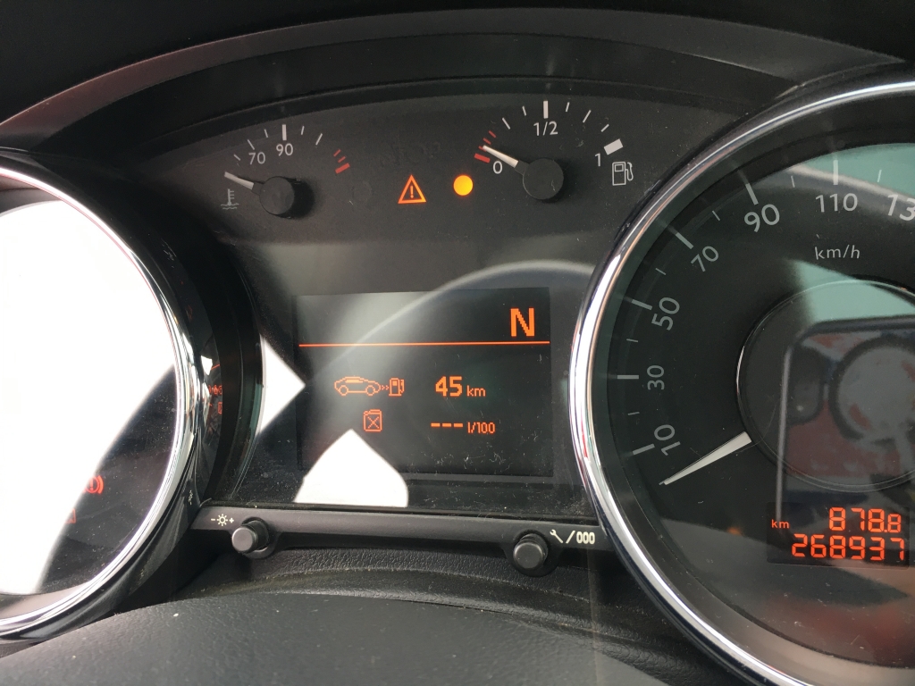 PEUGEOT 5008 1.6 HDI 110CV 7 AUT 7 PLAZAS PEUGEOT 5008 1.6 HDI 110CV 7 AUT 7 PLAZAS