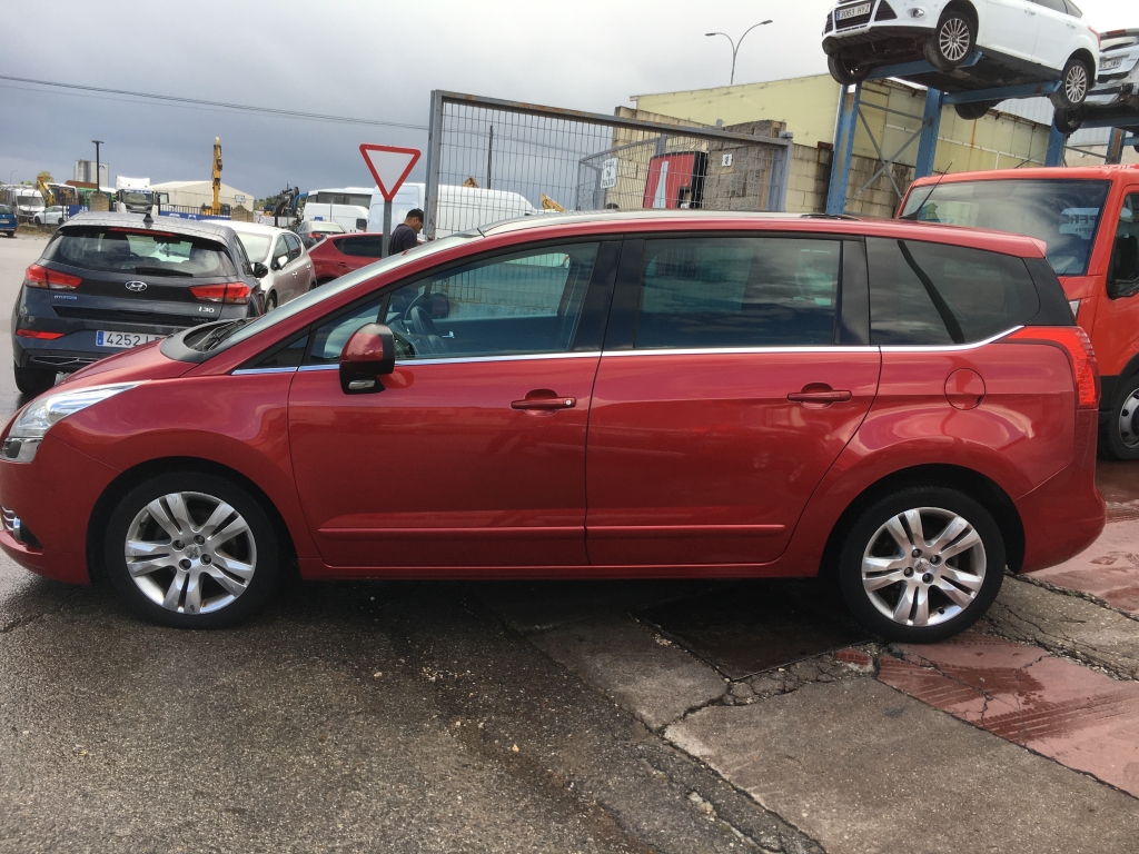 PEUGEOT 5008 1.6 HDI 110CV 7 AUT 7 PLAZAS PEUGEOT 5008 1.6 HDI 110CV 7 AUT 7 PLAZAS