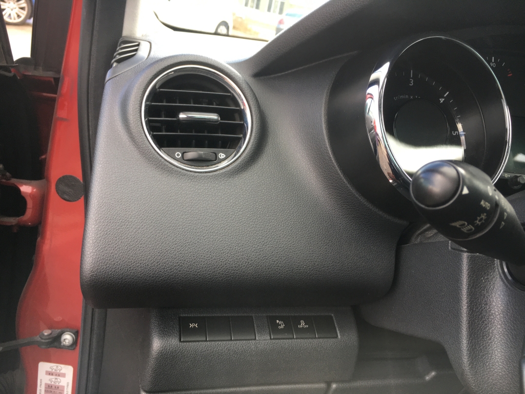 PEUGEOT 5008 1.6 HDI 110CV 7 AUT 7 PLAZAS PEUGEOT 5008 1.6 HDI 110CV 7 AUT 7 PLAZAS