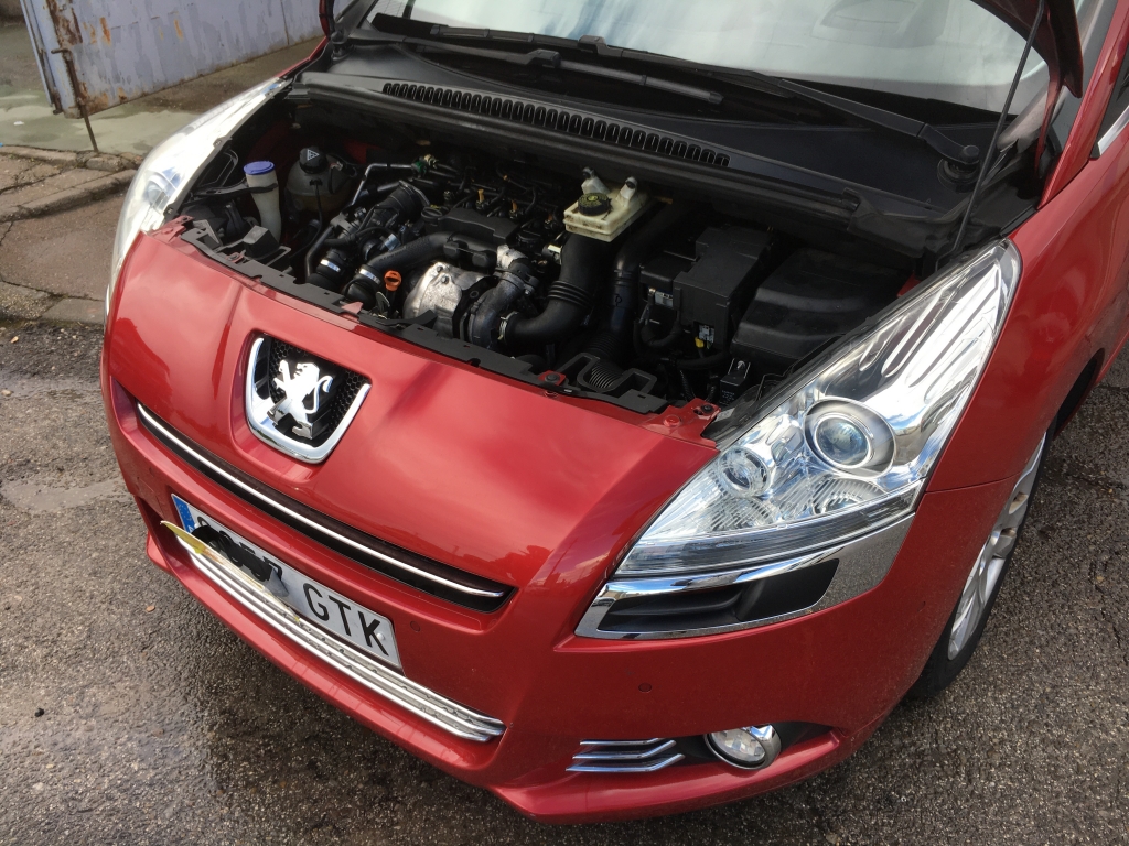 PEUGEOT 5008 1.6 HDI 110CV 7 AUT 7 PLAZAS PEUGEOT 5008 1.6 HDI 110CV 7 AUT 7 PLAZAS