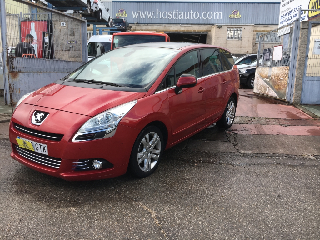 PEUGEOT 5008 1.6 HDI 110CV 7 AUT 7 PLAZAS