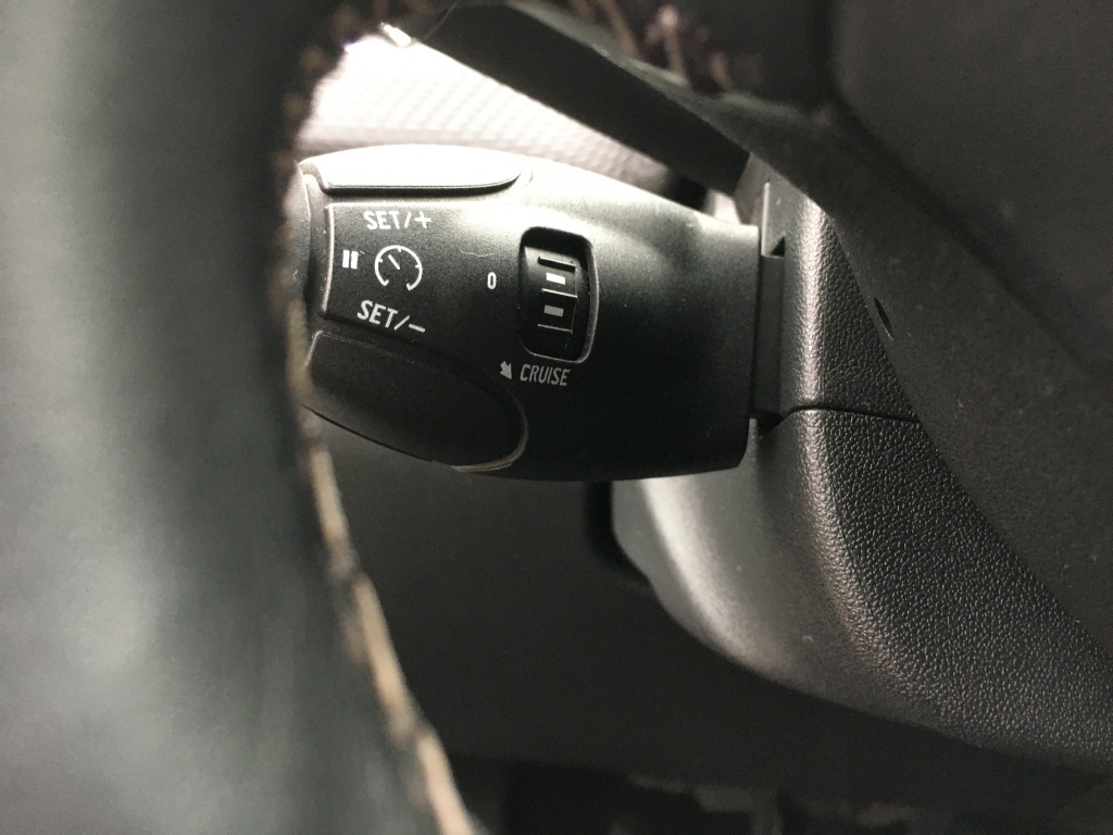 PEUGEOT 2008 1.2 INY 110CV AUT